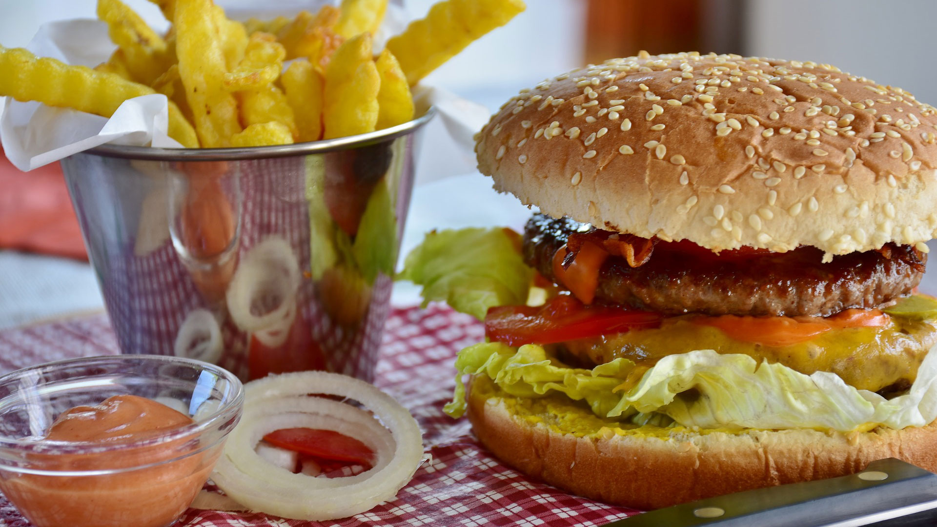 Fast Food Pommes & Burger | Bildquelle: pixabay