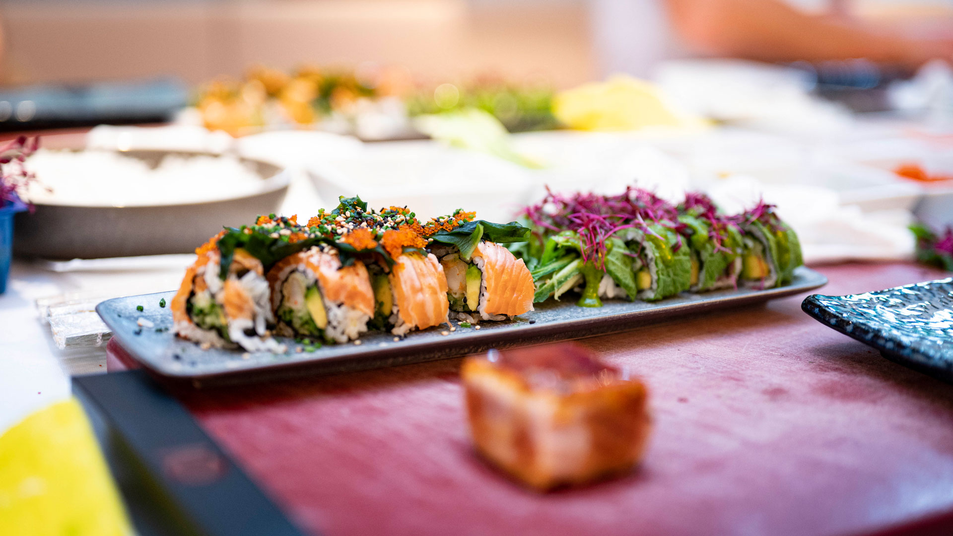 Sushi Trio | Bildquelle: Picture Alliance/Roessler